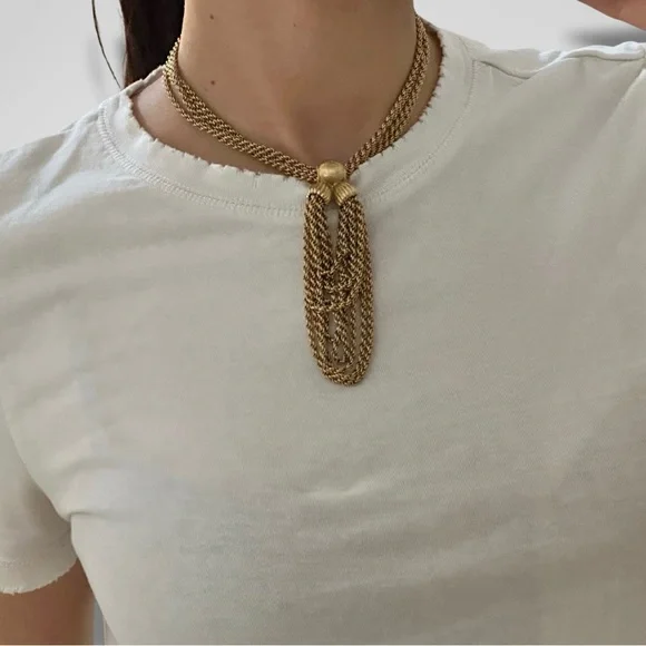 Vintage Monet Gold Tone Chain Necklace - Picture 3 of 3